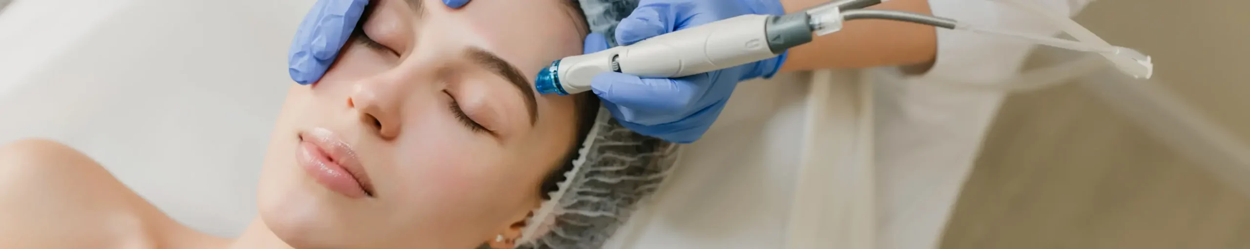 Mikrodermabrazja wodna (HydraFacial®)